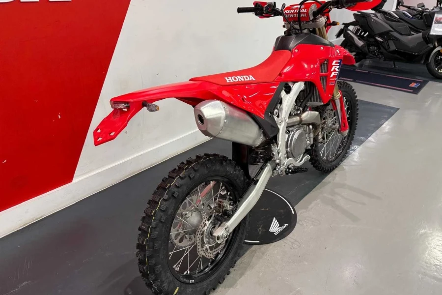 Vehicle Image - 2