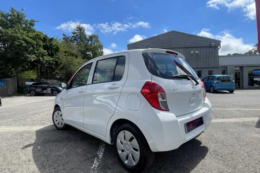 Vehicle Image - 2