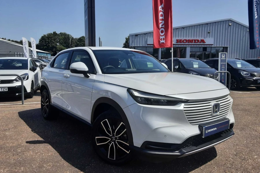 Vehicle Image - 0