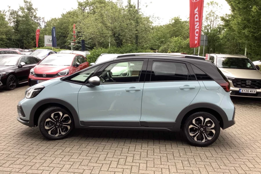 Vehicle Image - 3
