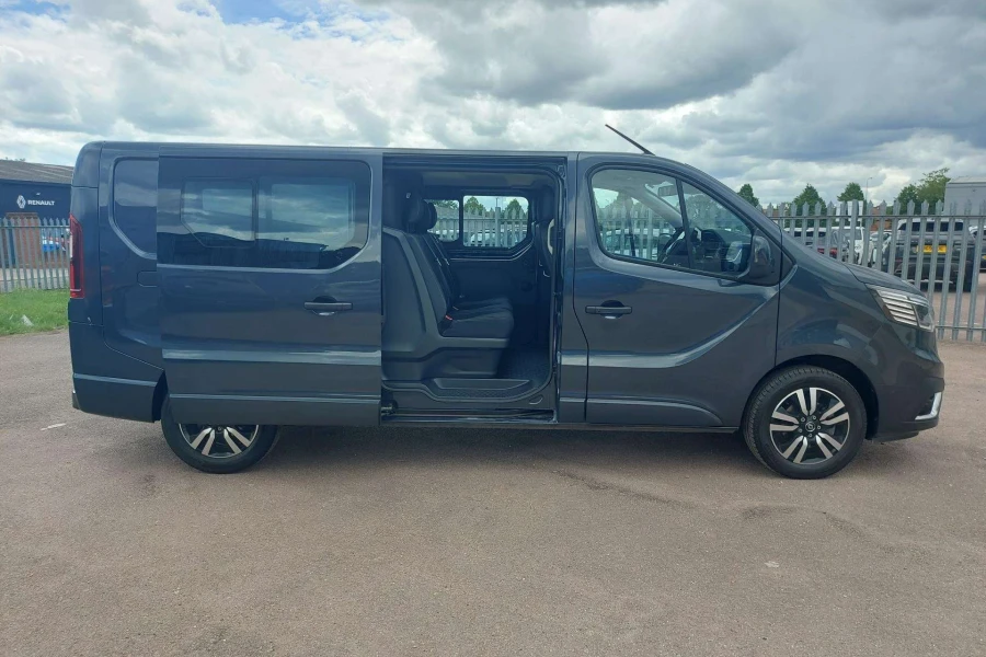 Vehicle Image - 1