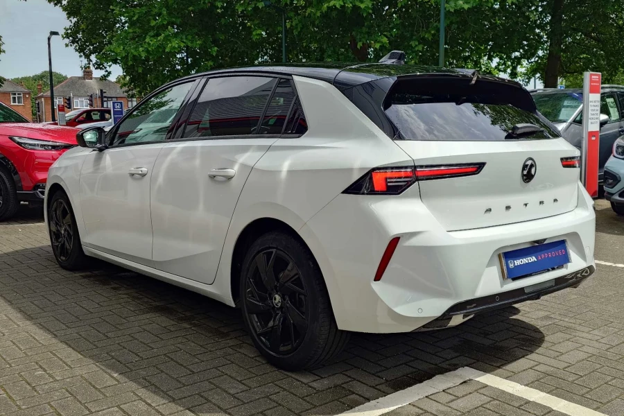 Vehicle Image - 2