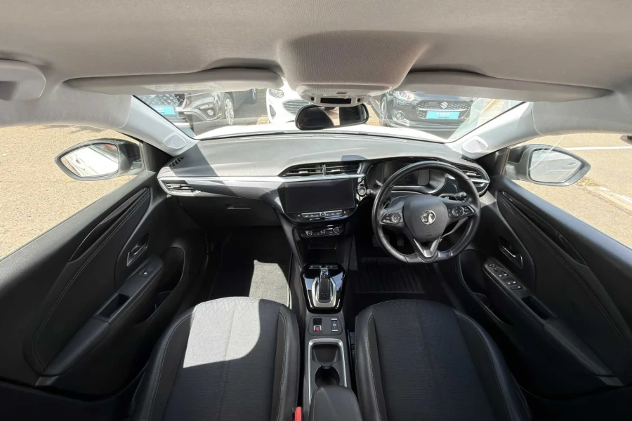 Vehicle Image - 3