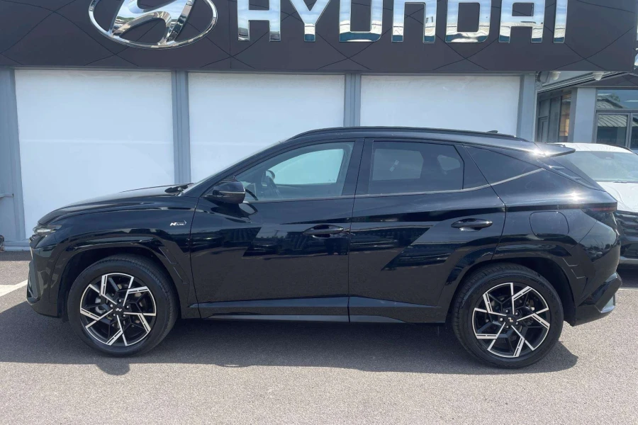 Vehicle Image - 2