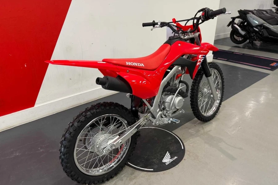 Vehicle Image - 1