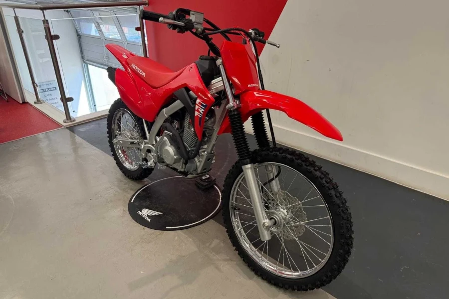Vehicle Image - 2