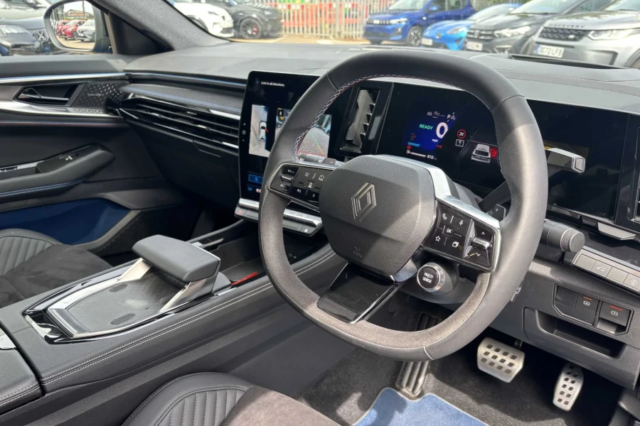 Vehicle Image - 3