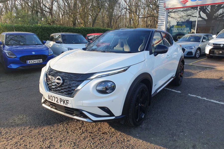 Vehicle Image - 2