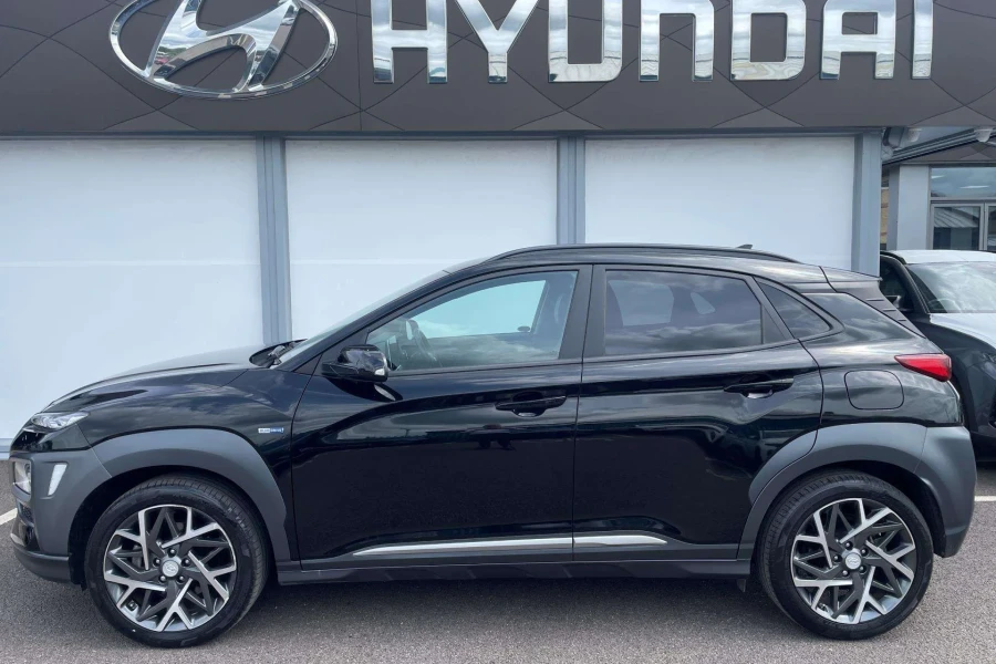 Vehicle Image - 2