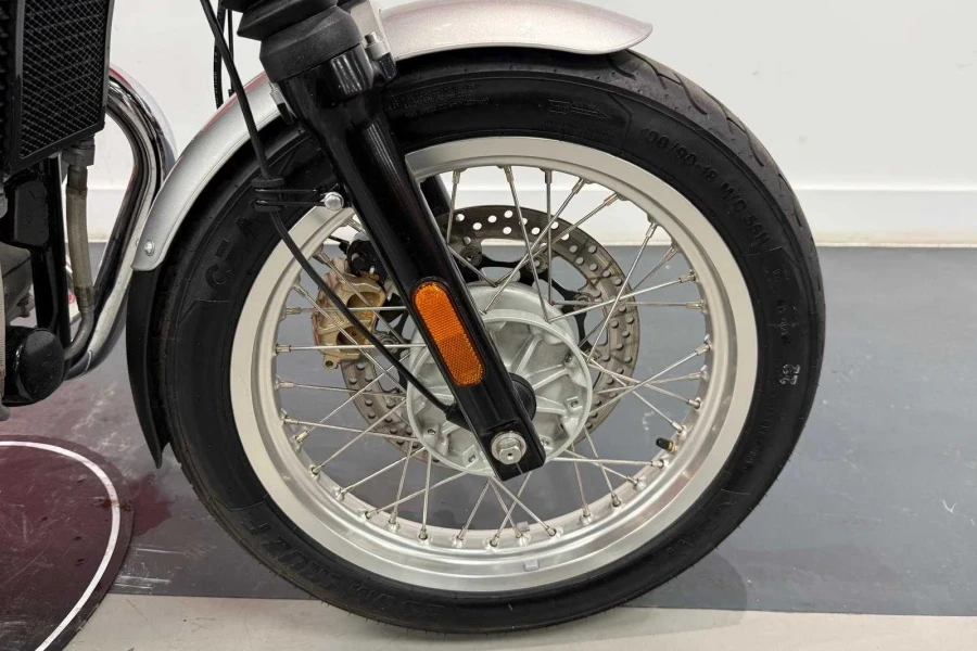 Vehicle Image - 3