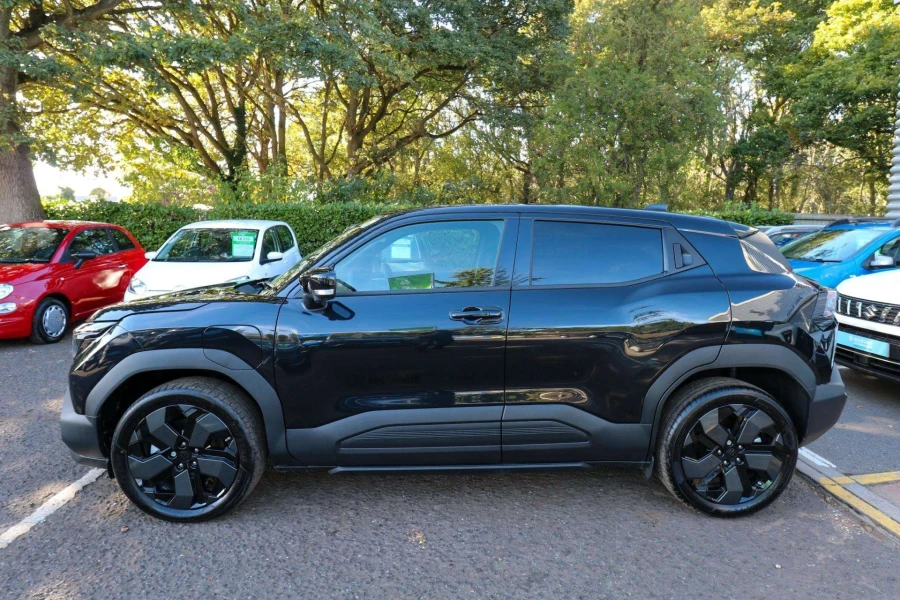 Vehicle Image - 2
