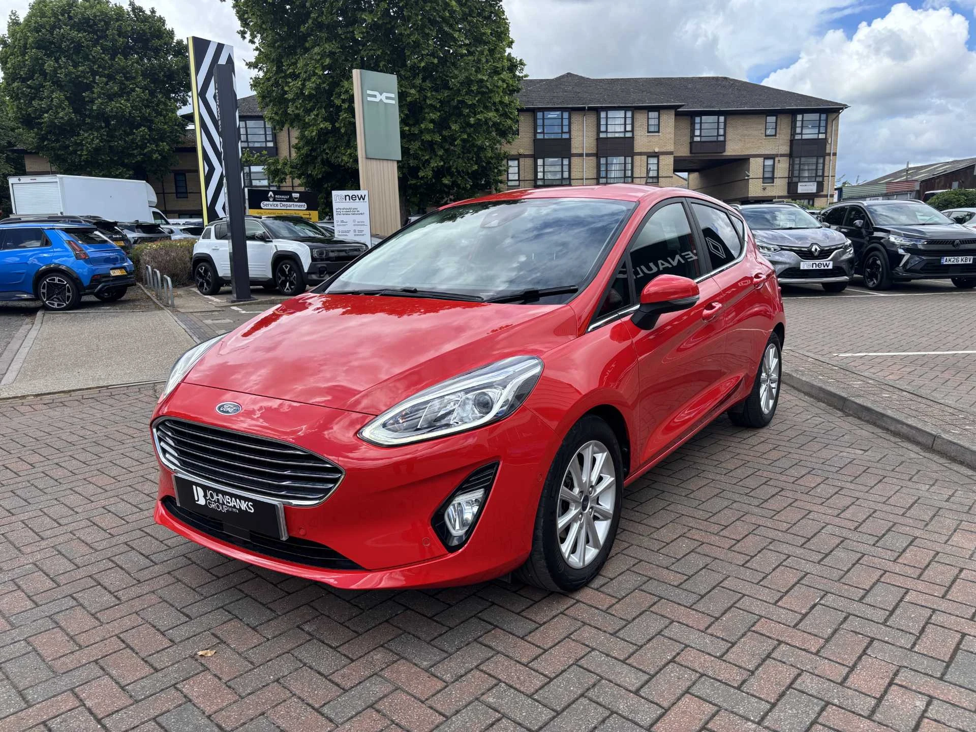 Vehicle image 7