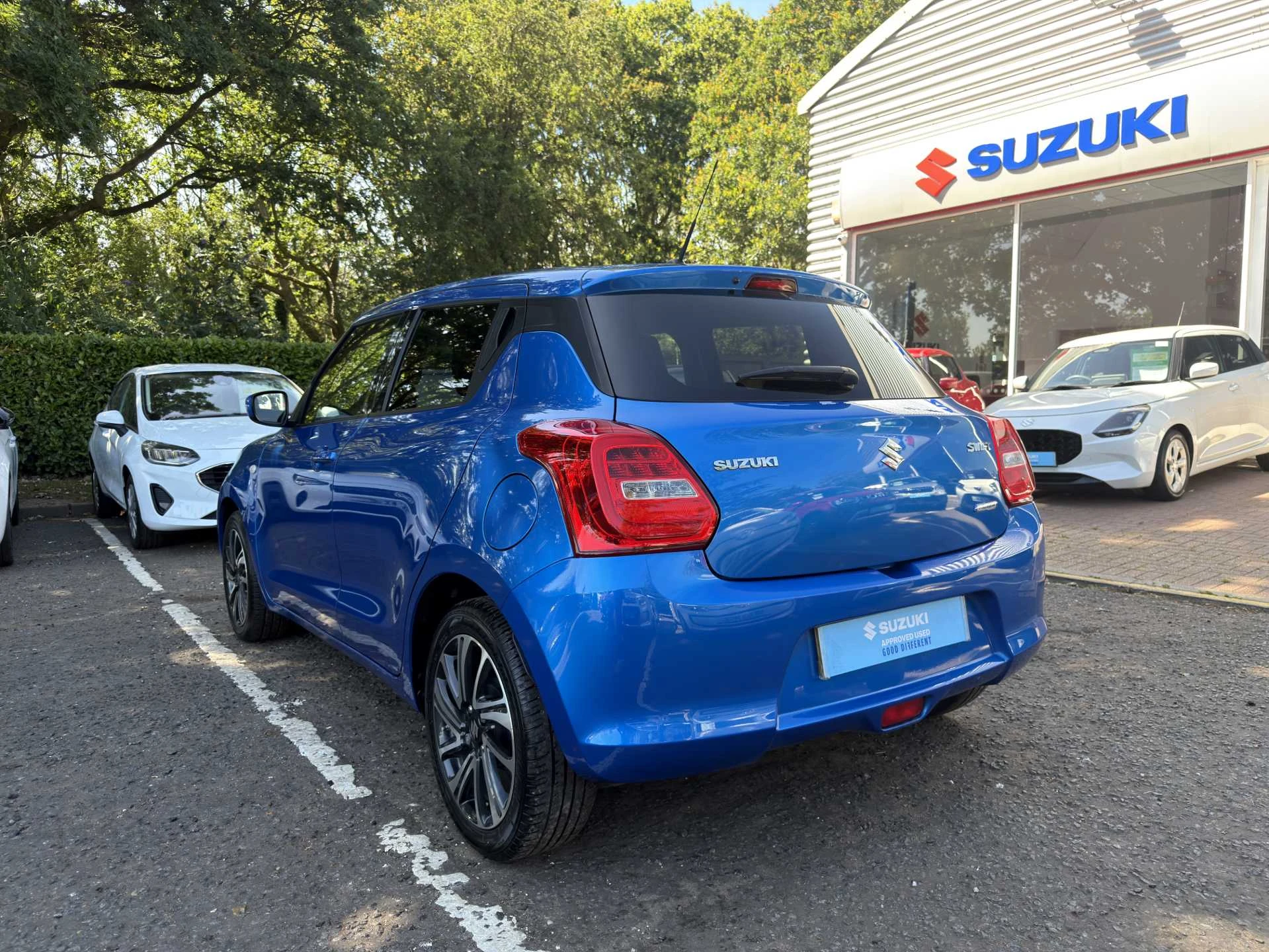 Vehicle image 3