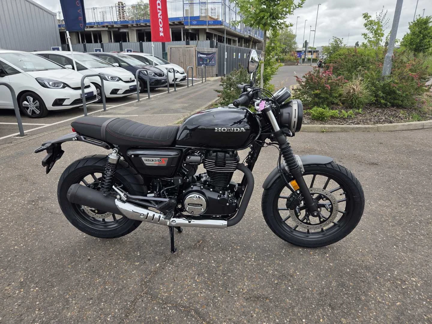 Vehicle image 2