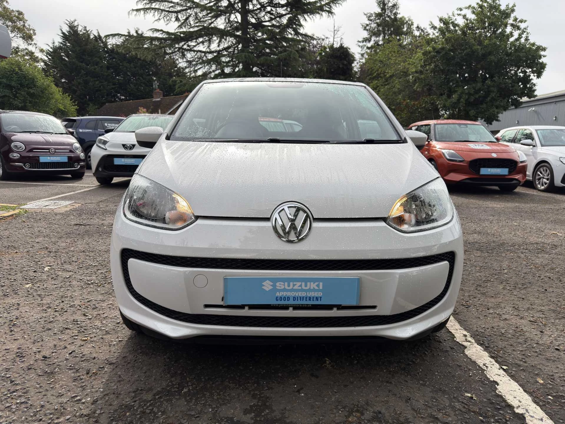 Vehicle image 6