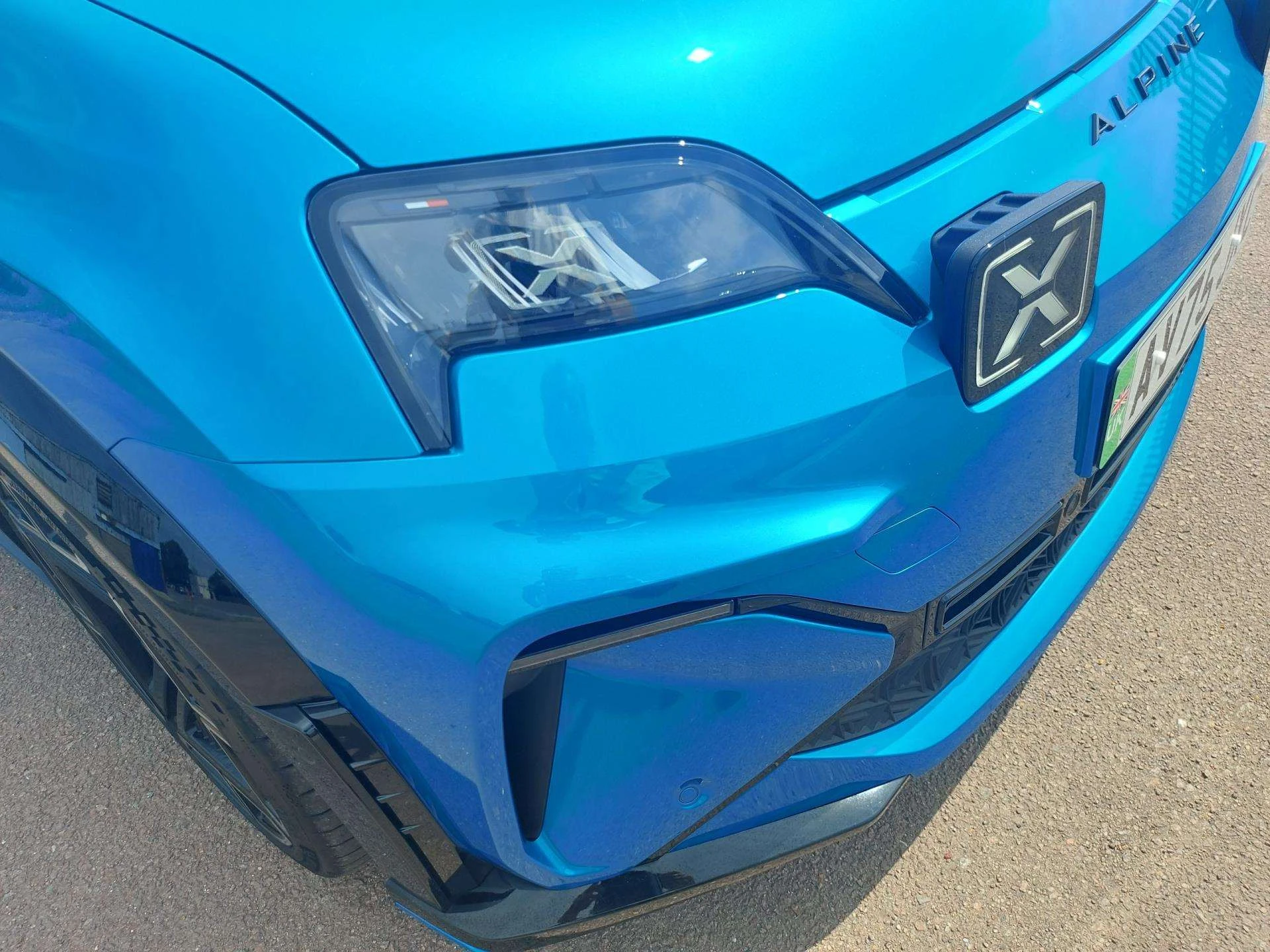 Vehicle image 7