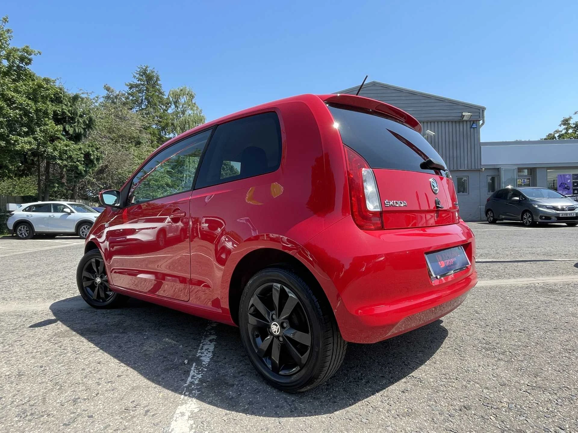 Vehicle image 3