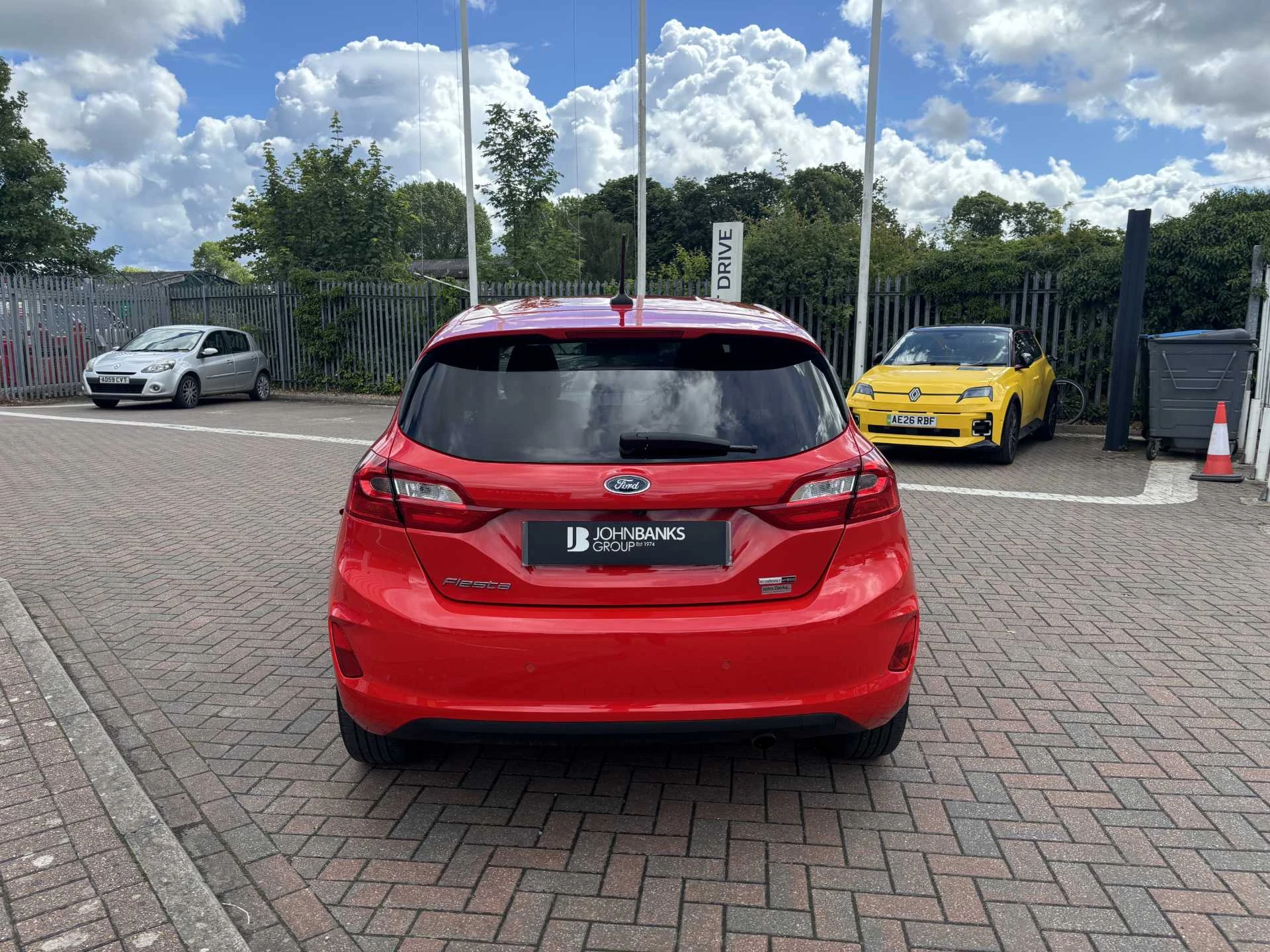 Vehicle image 3