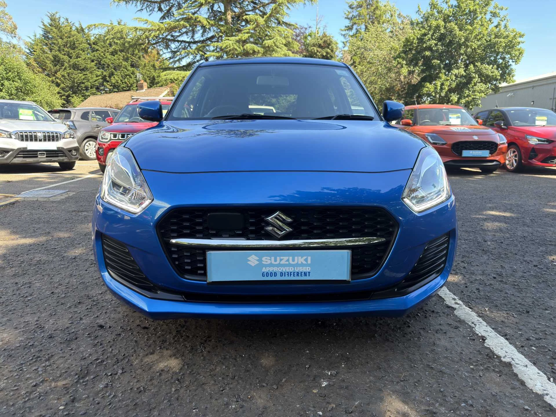 Vehicle image 6