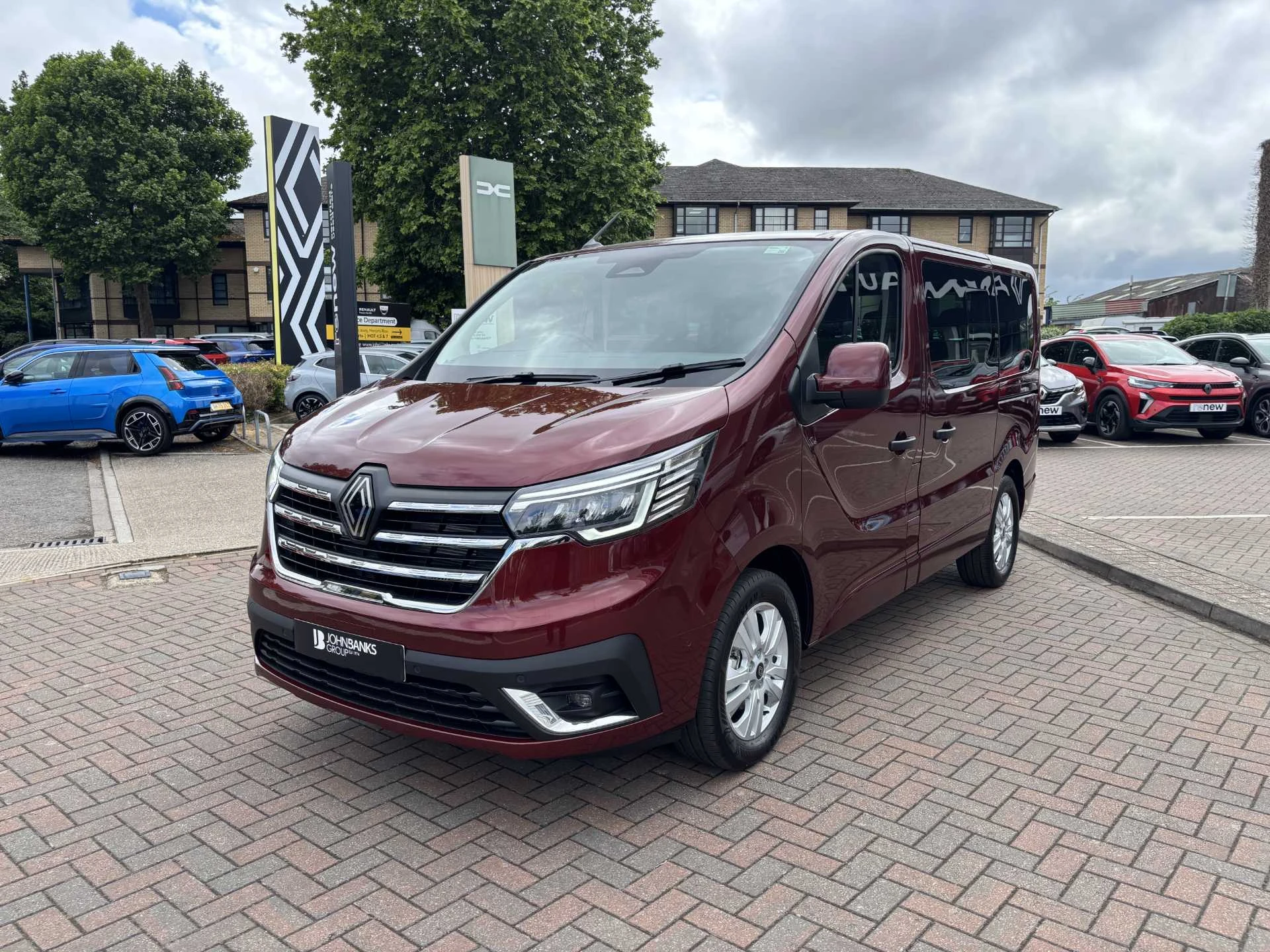 Vehicle image 7