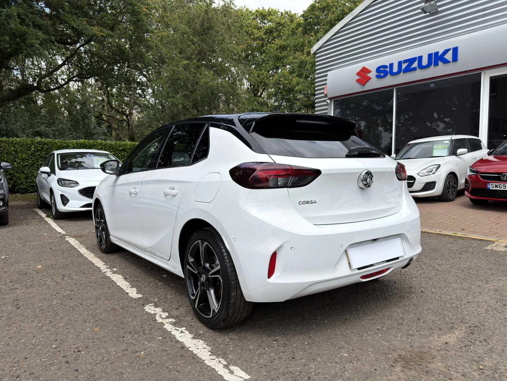 Vehicle image 3