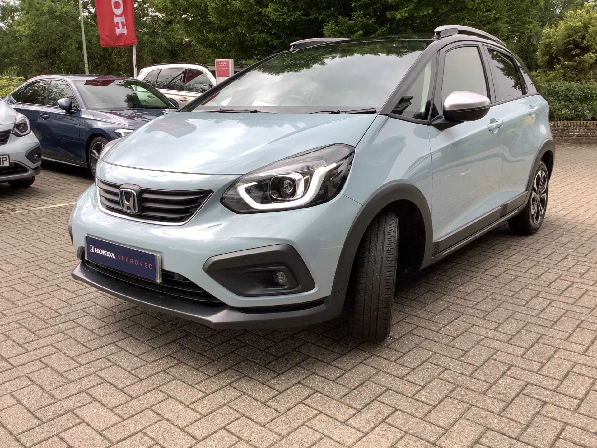 Vehicle image 3