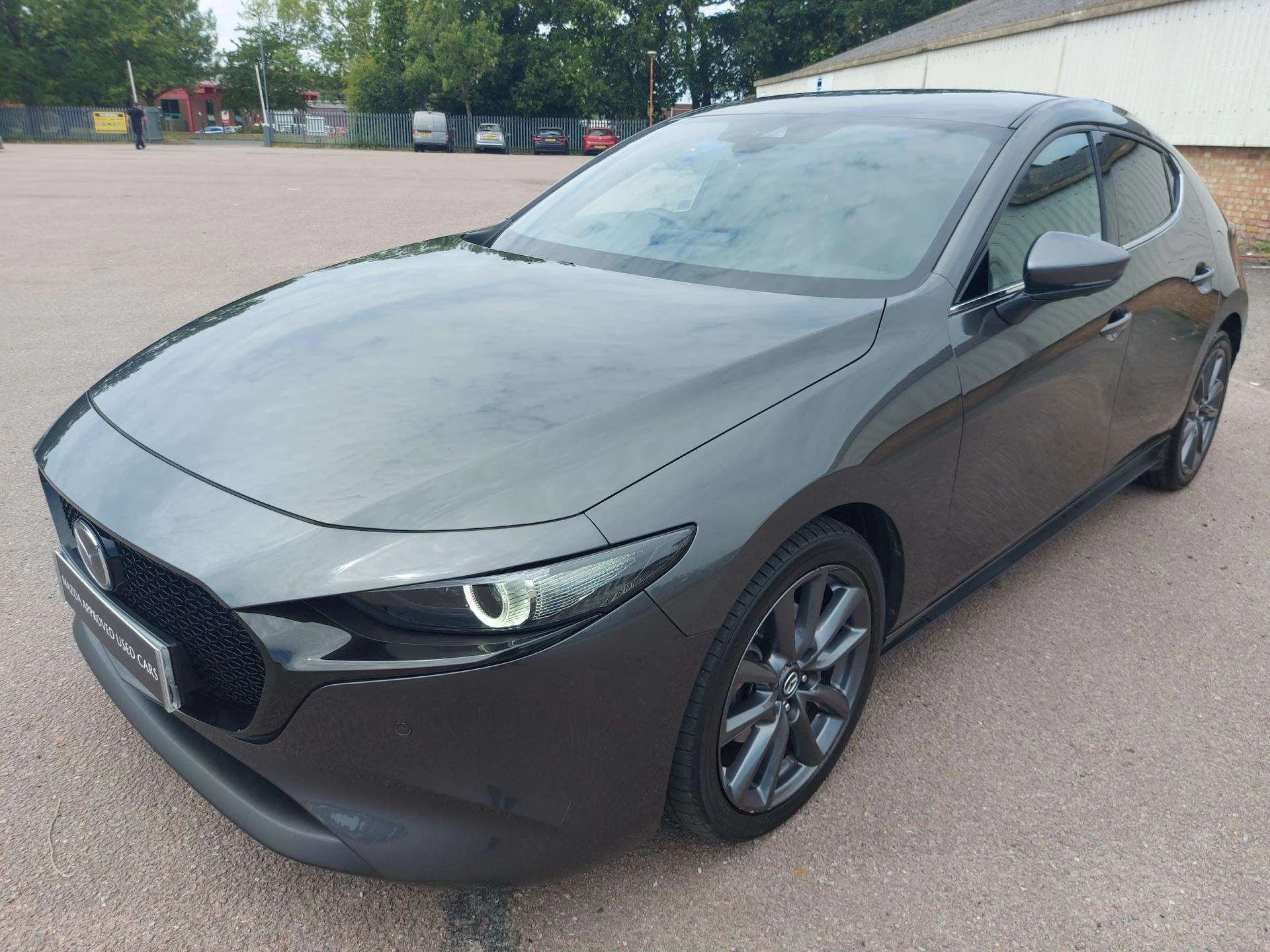 Vehicle image 3