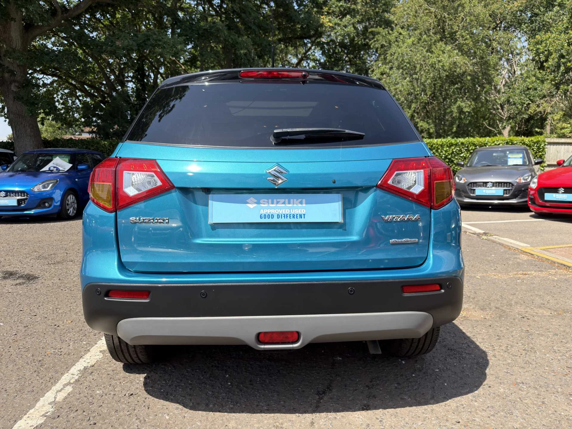 Vehicle image 7