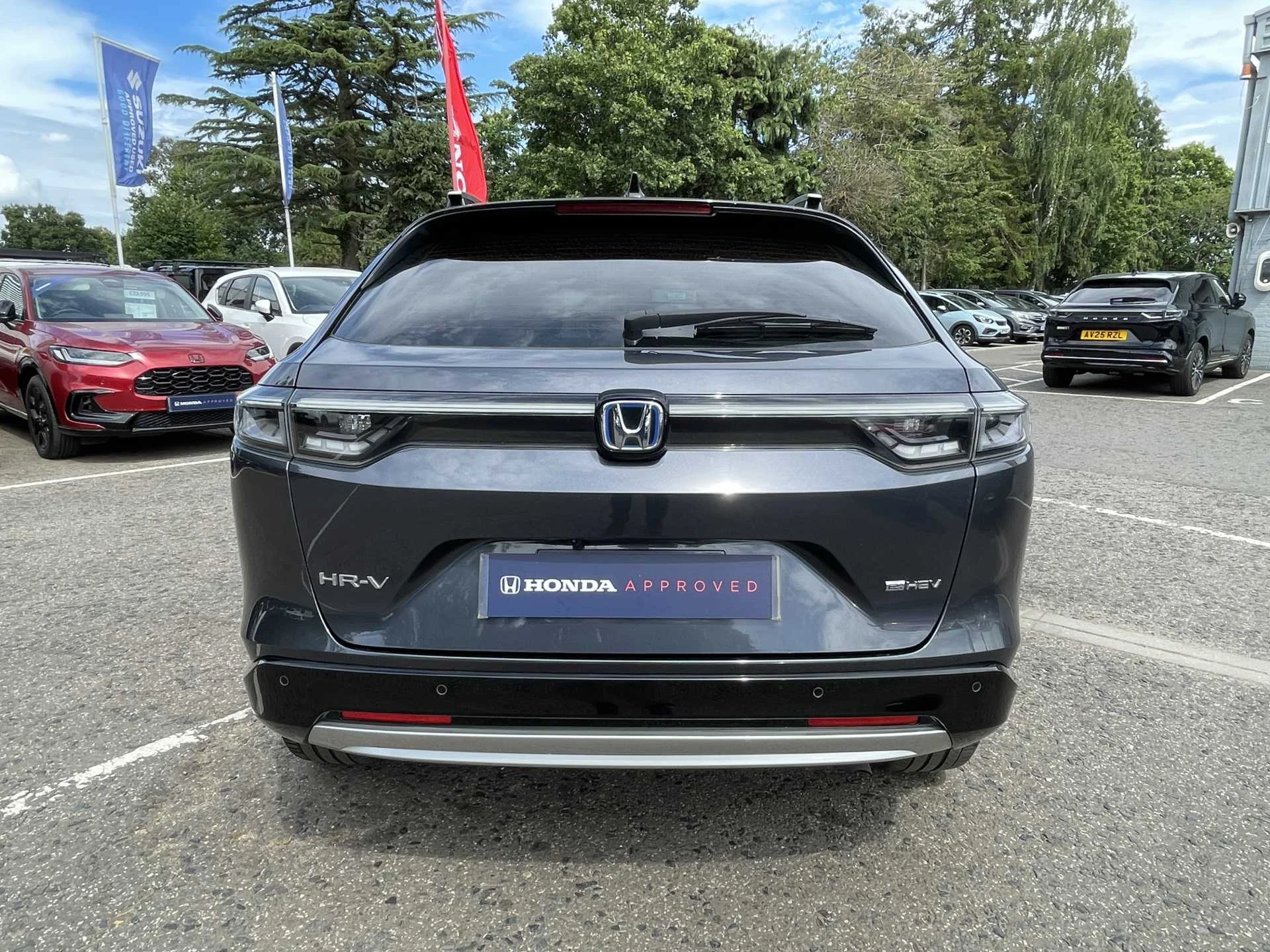 Vehicle image 7