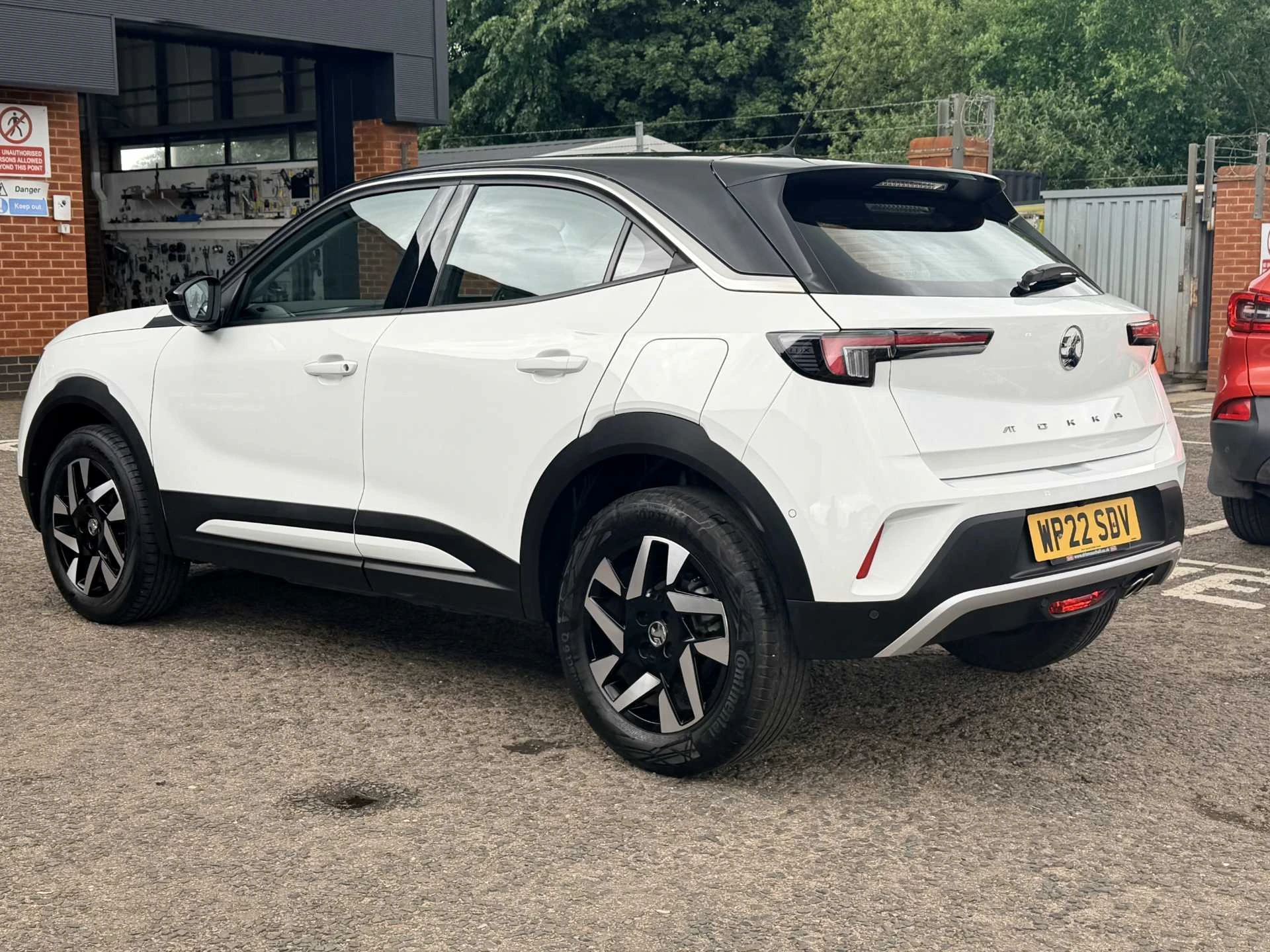 Vehicle image 3