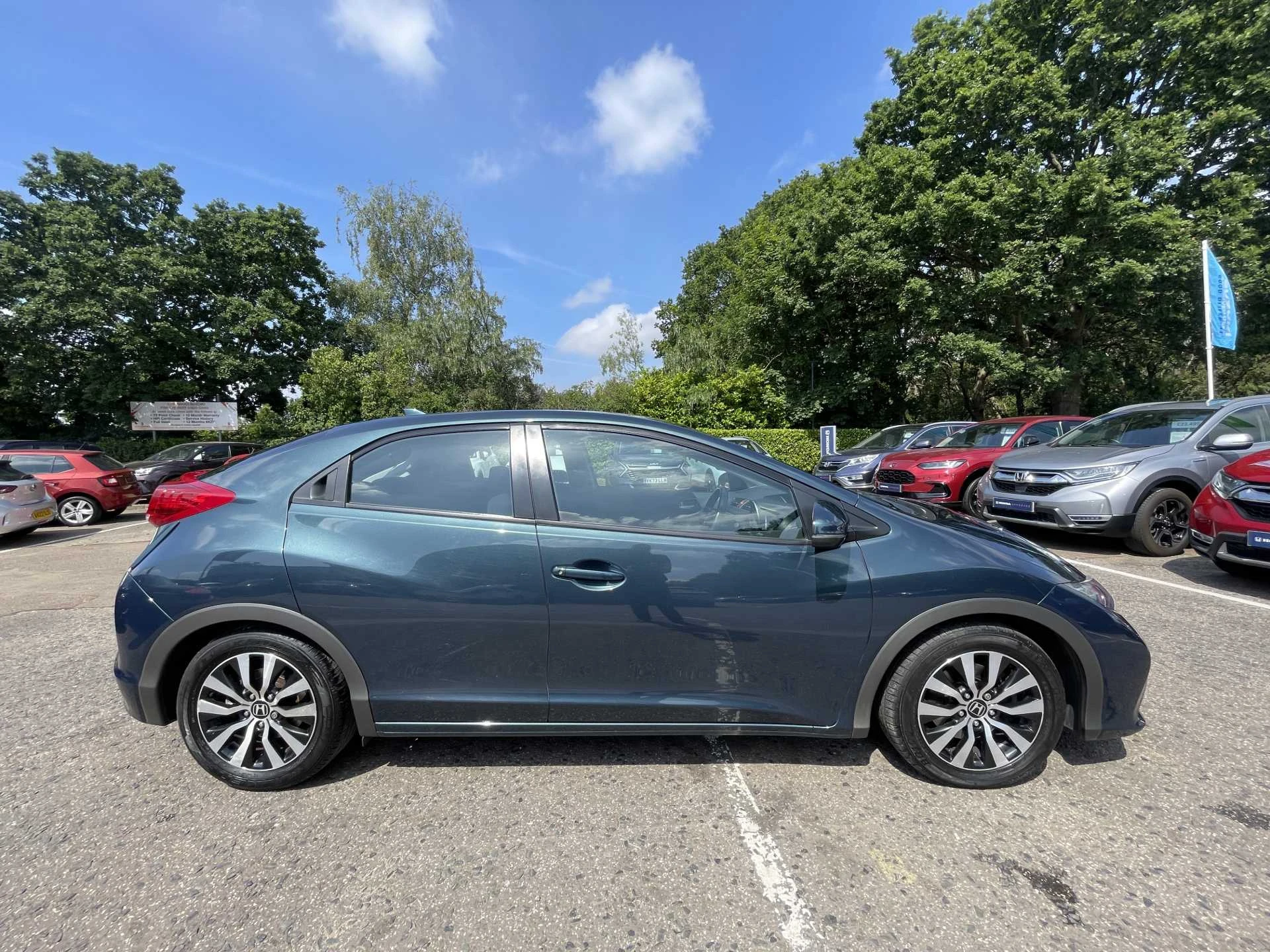Vehicle image 5
