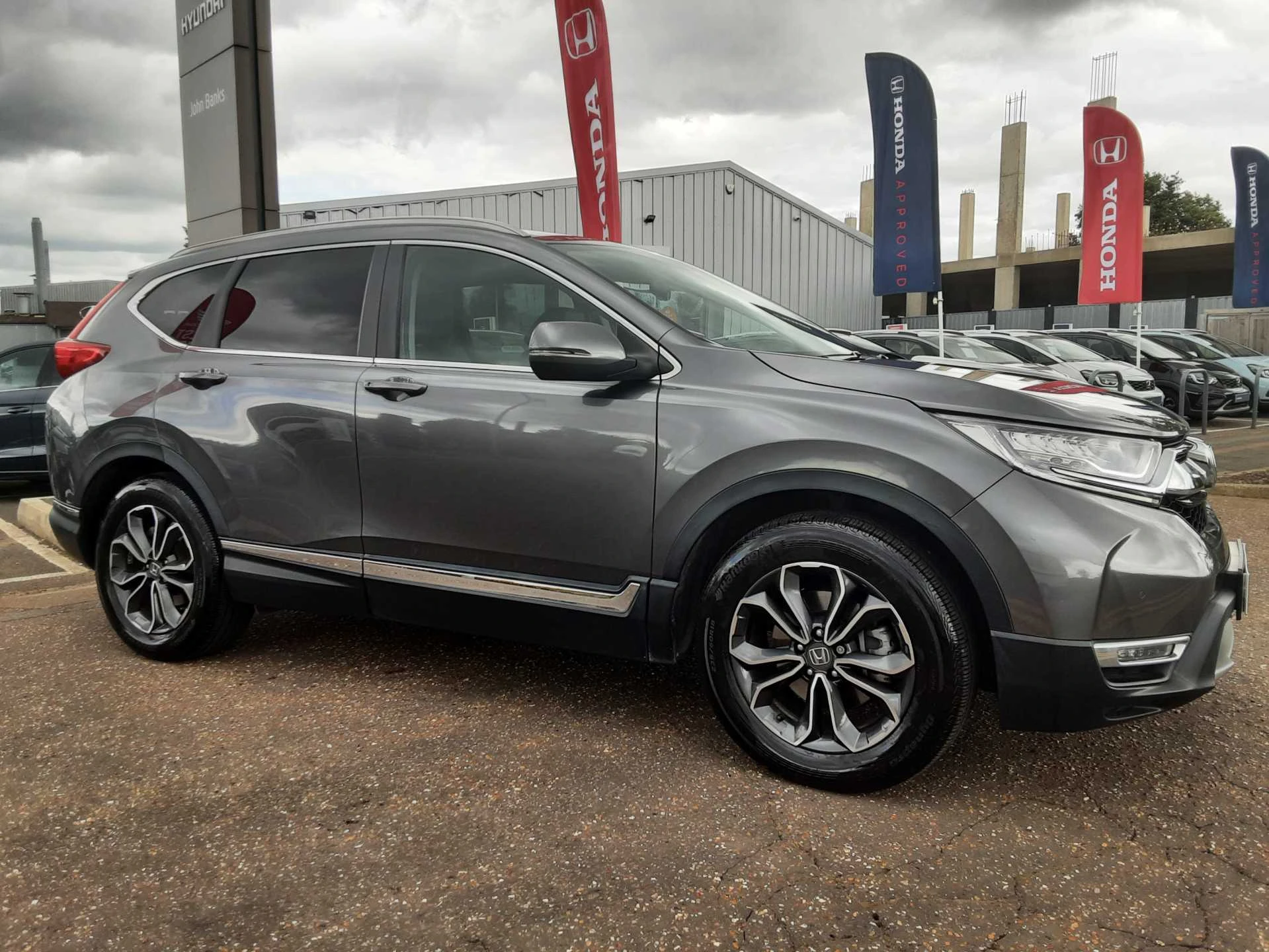 Vehicle image 4