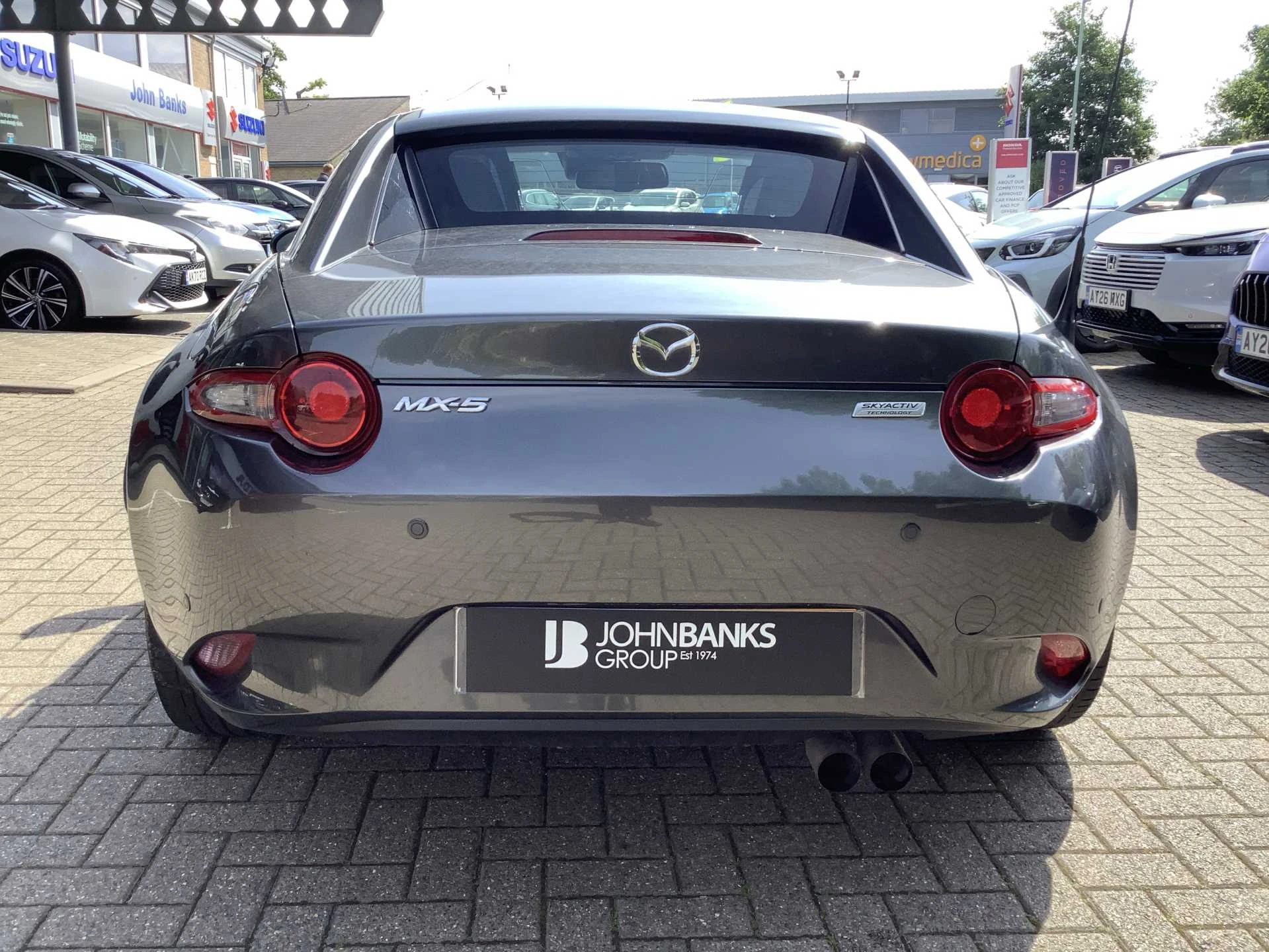 Vehicle image 6