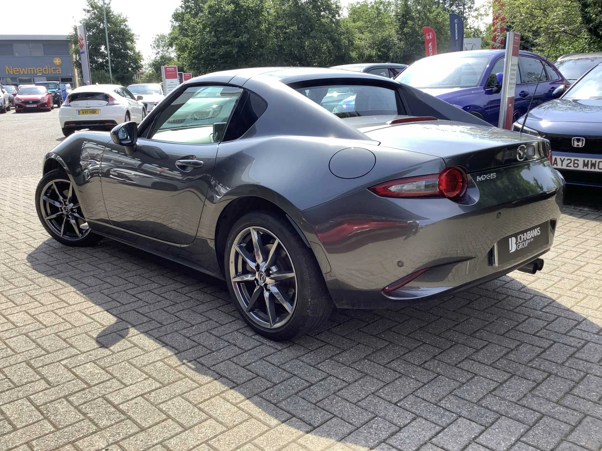 Vehicle image 5