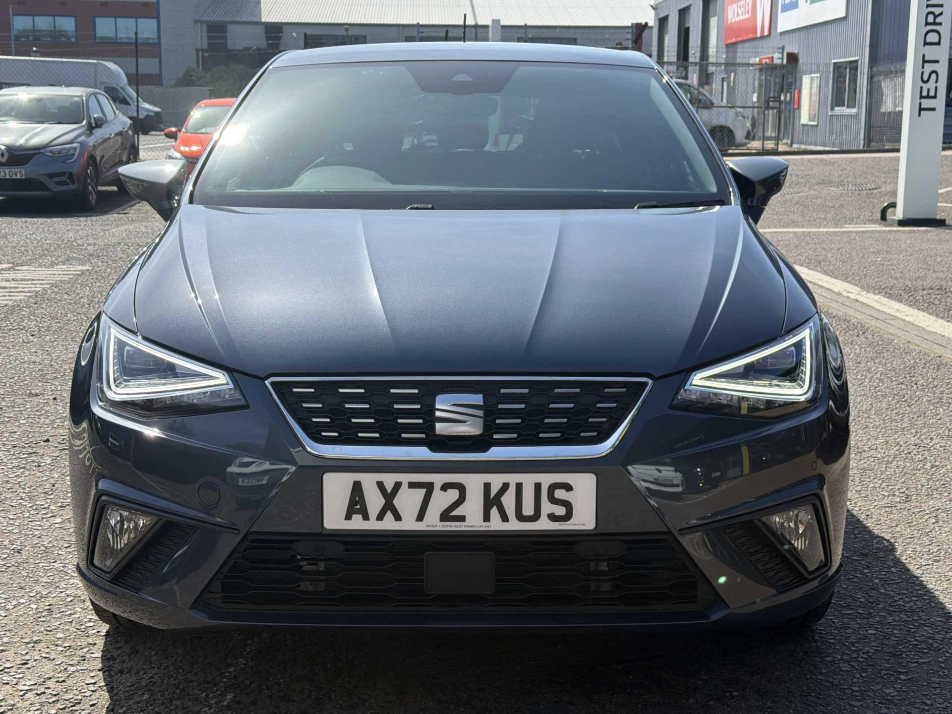 Vehicle image 6