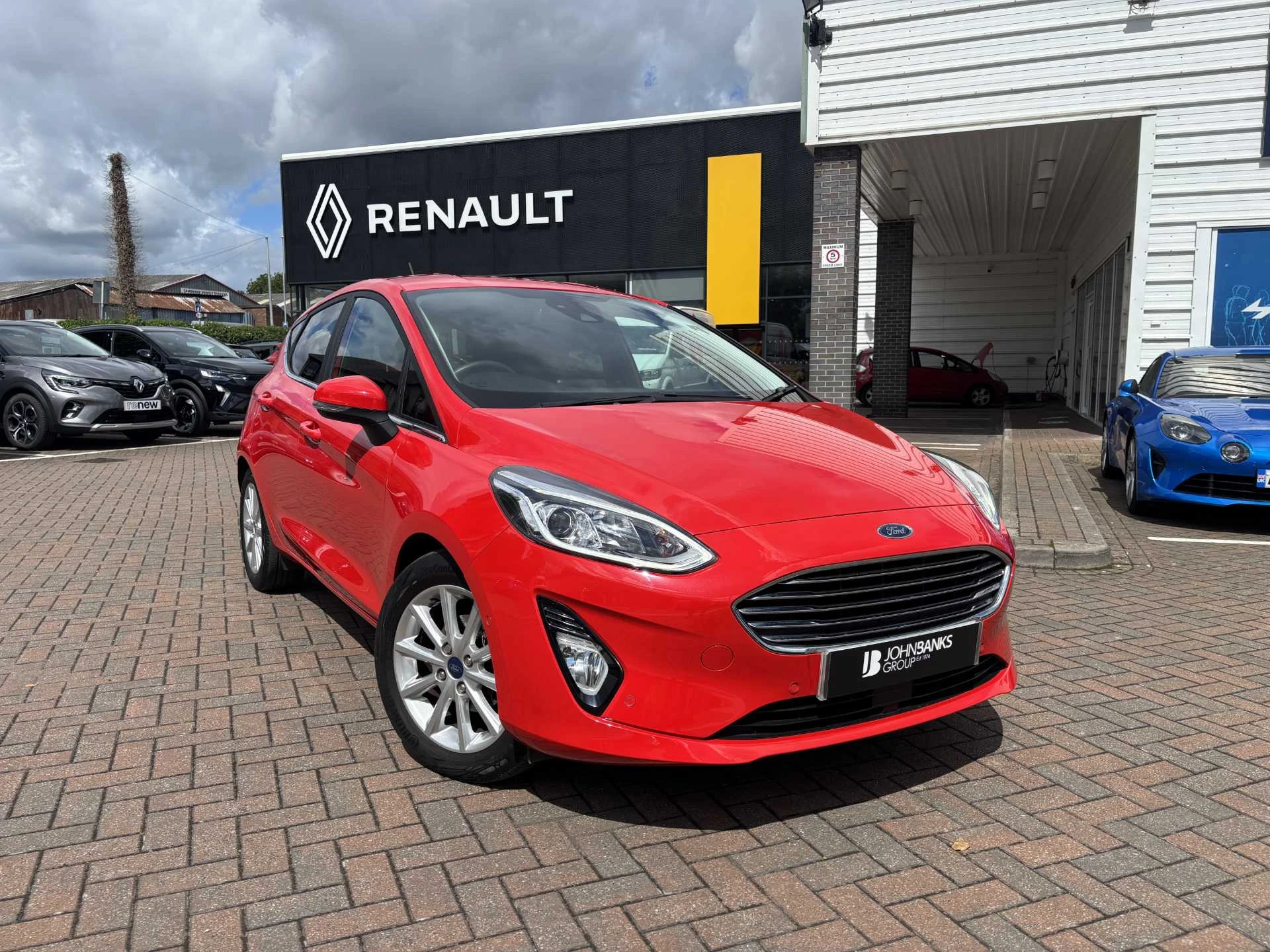Vehicle image 1