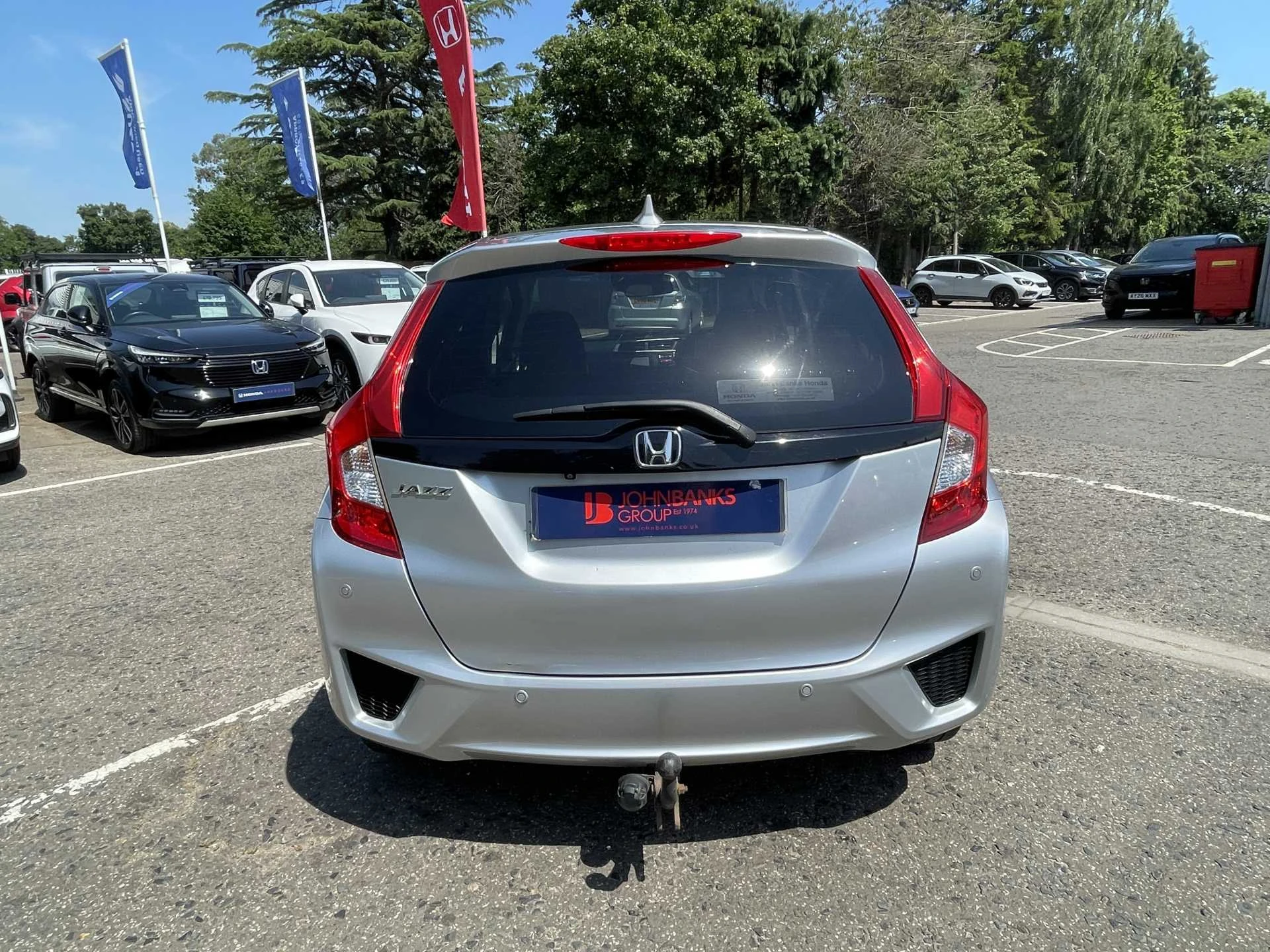Vehicle image 7