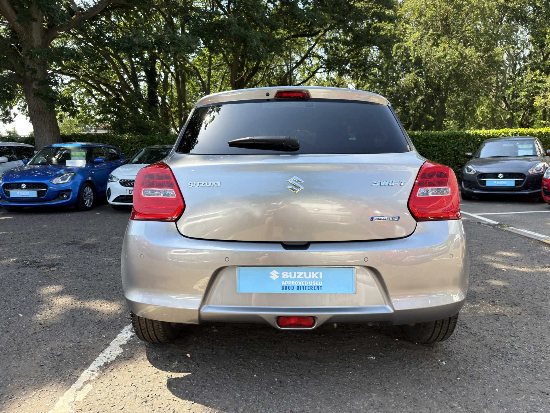 Vehicle image 7