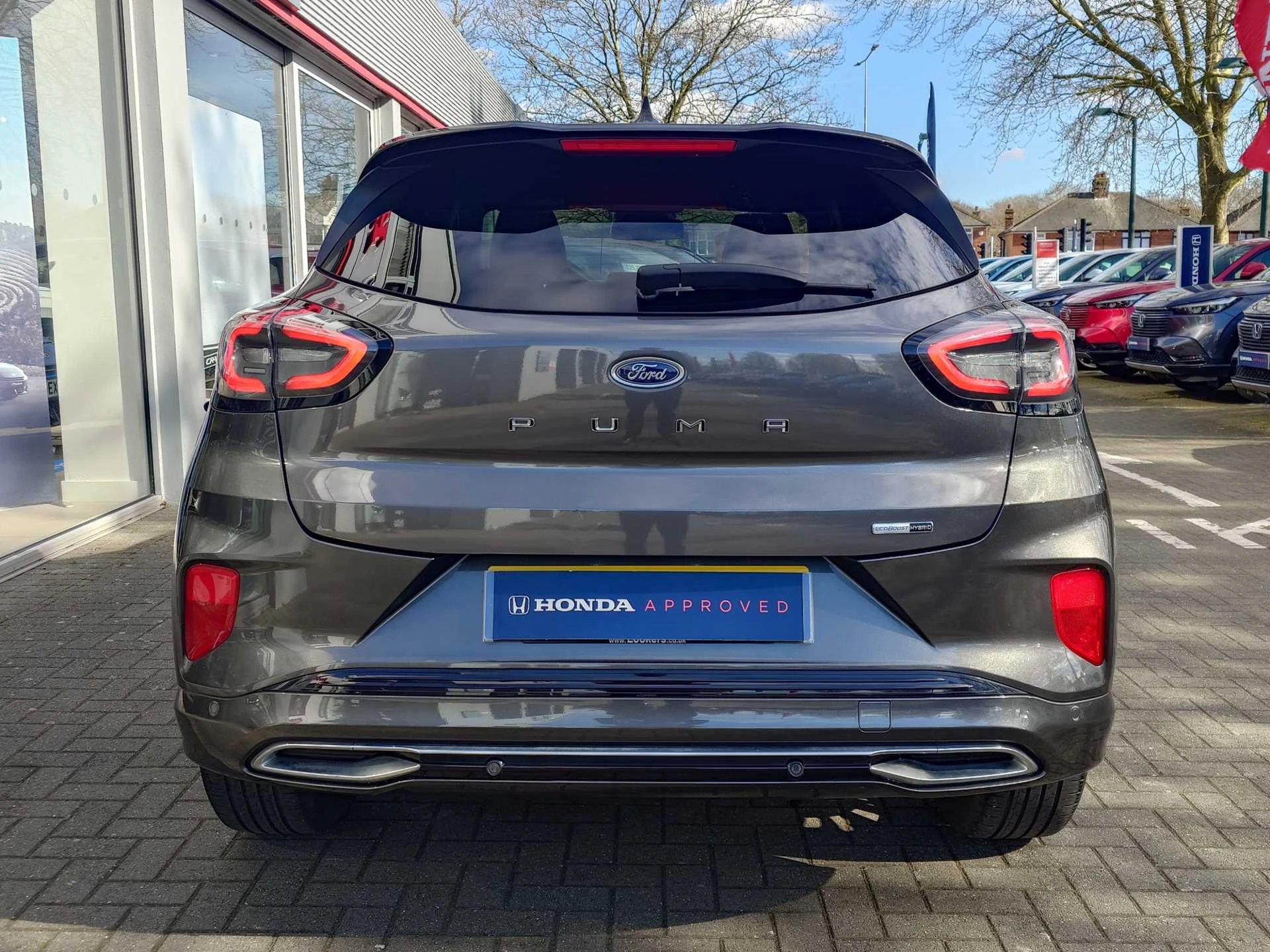 Vehicle image 7