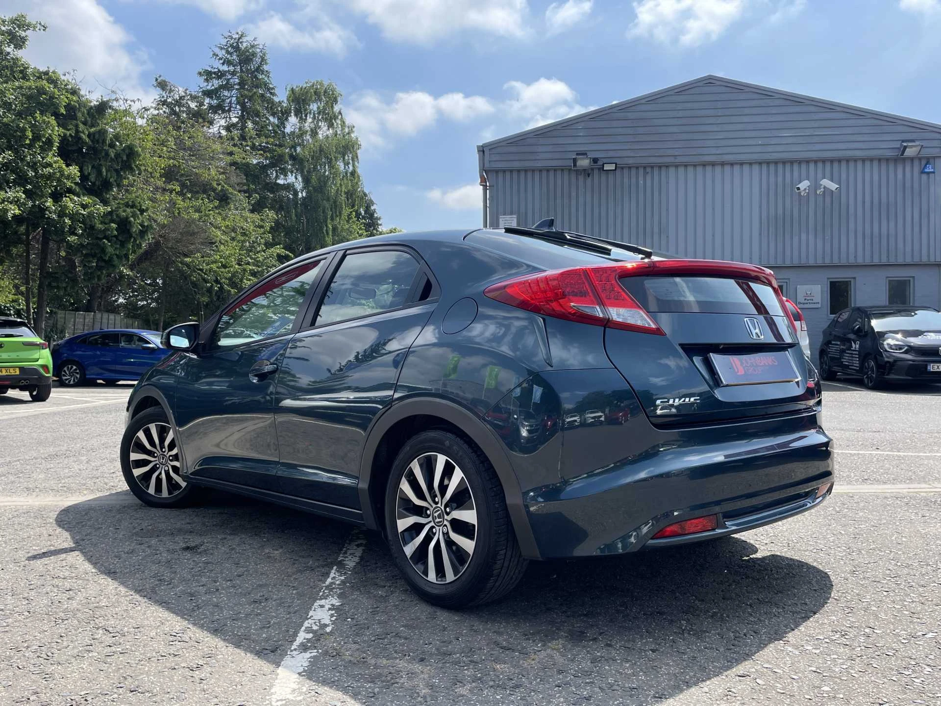 Vehicle image 3