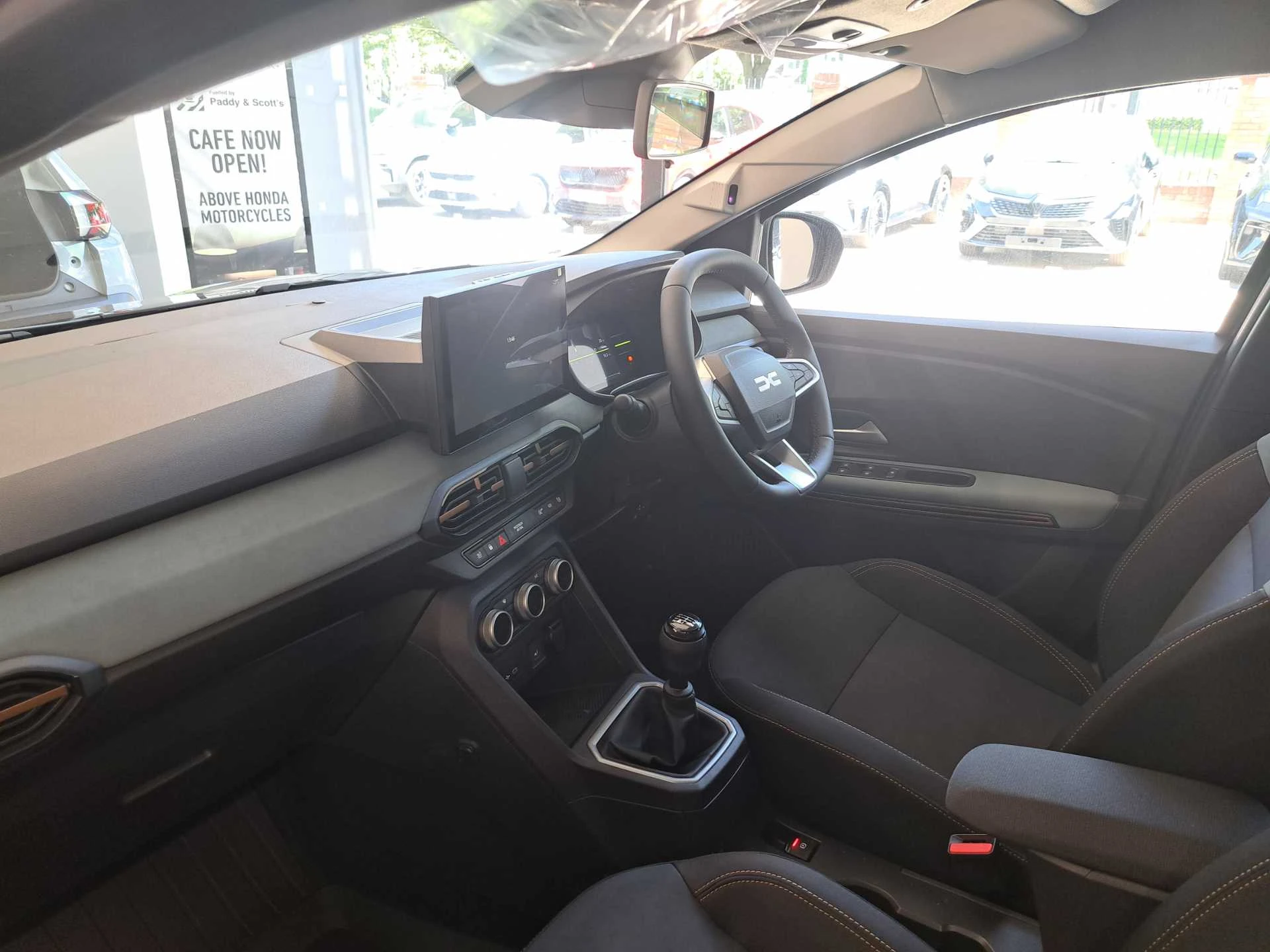Vehicle image 7
