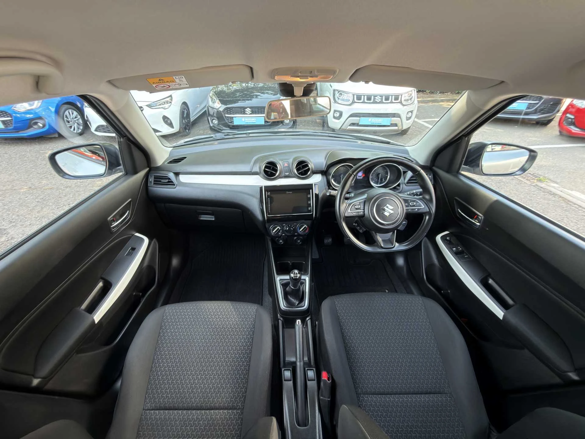 Vehicle image 4