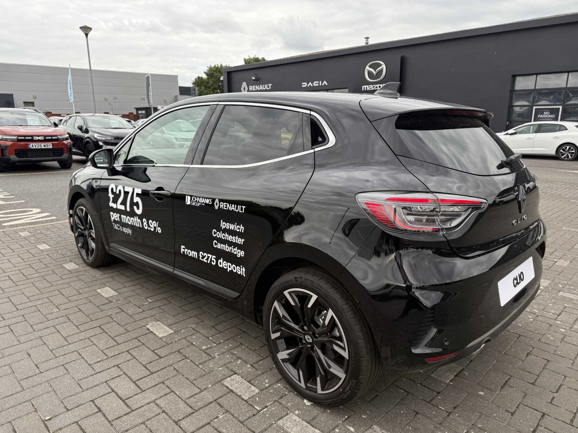 Vehicle image 7