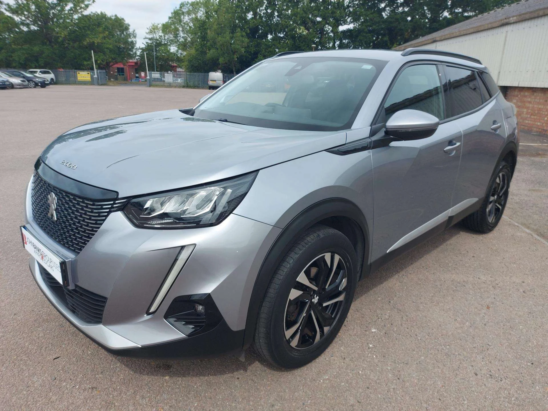 Vehicle image 3