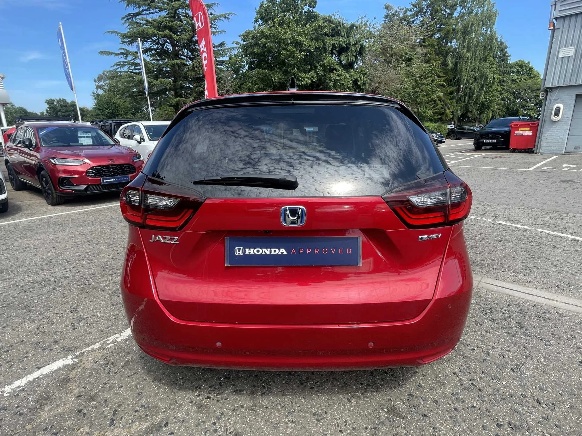 Vehicle image 7