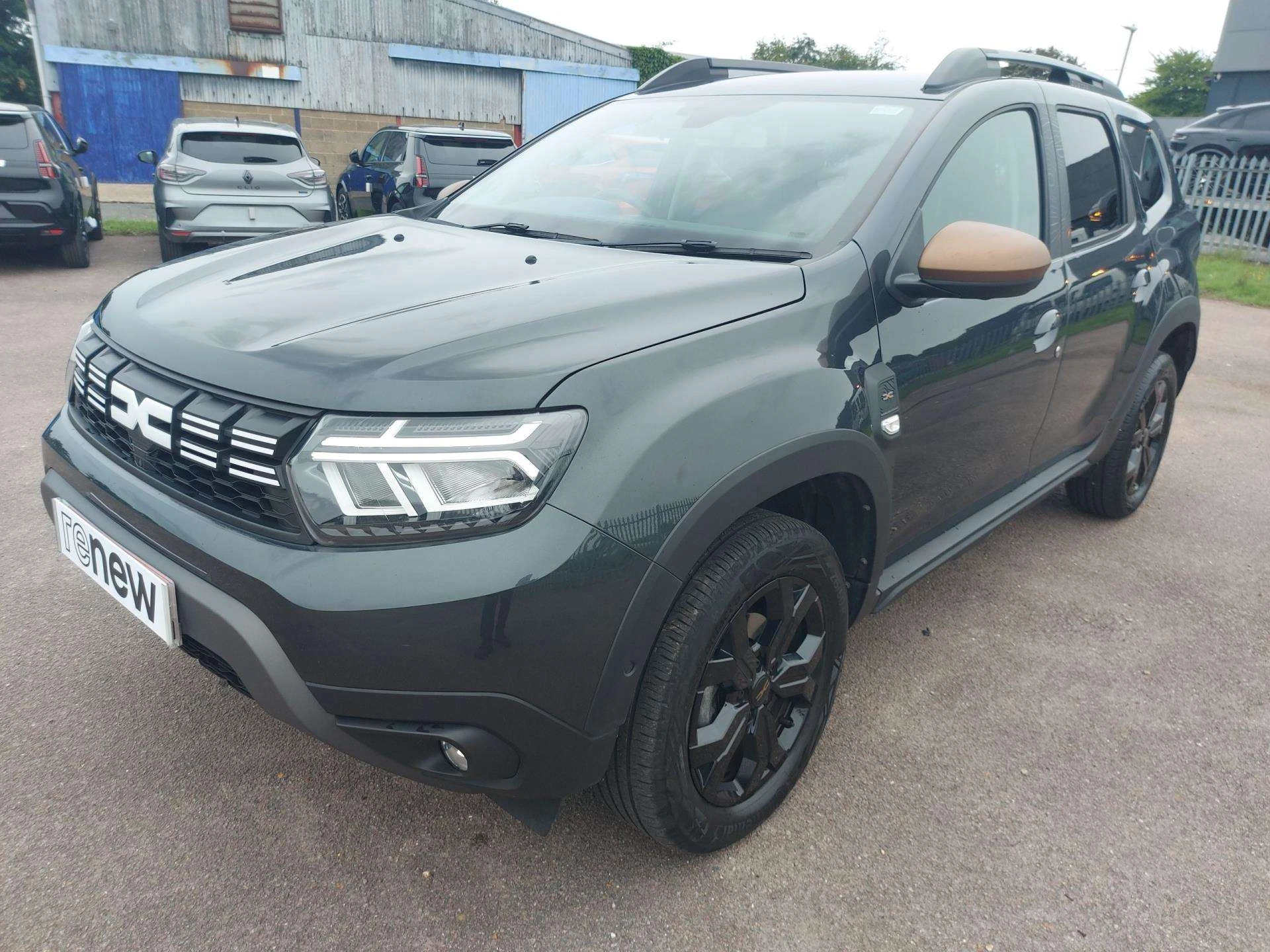 Vehicle image 3