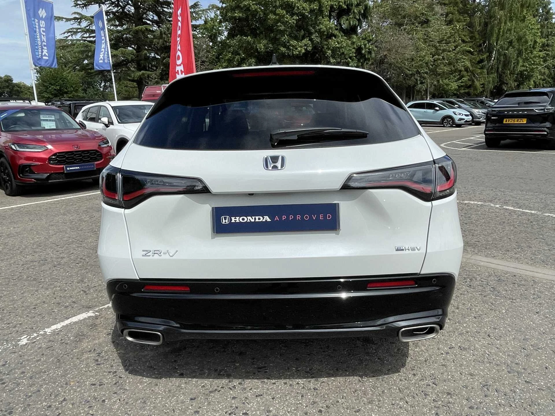 Vehicle image 7