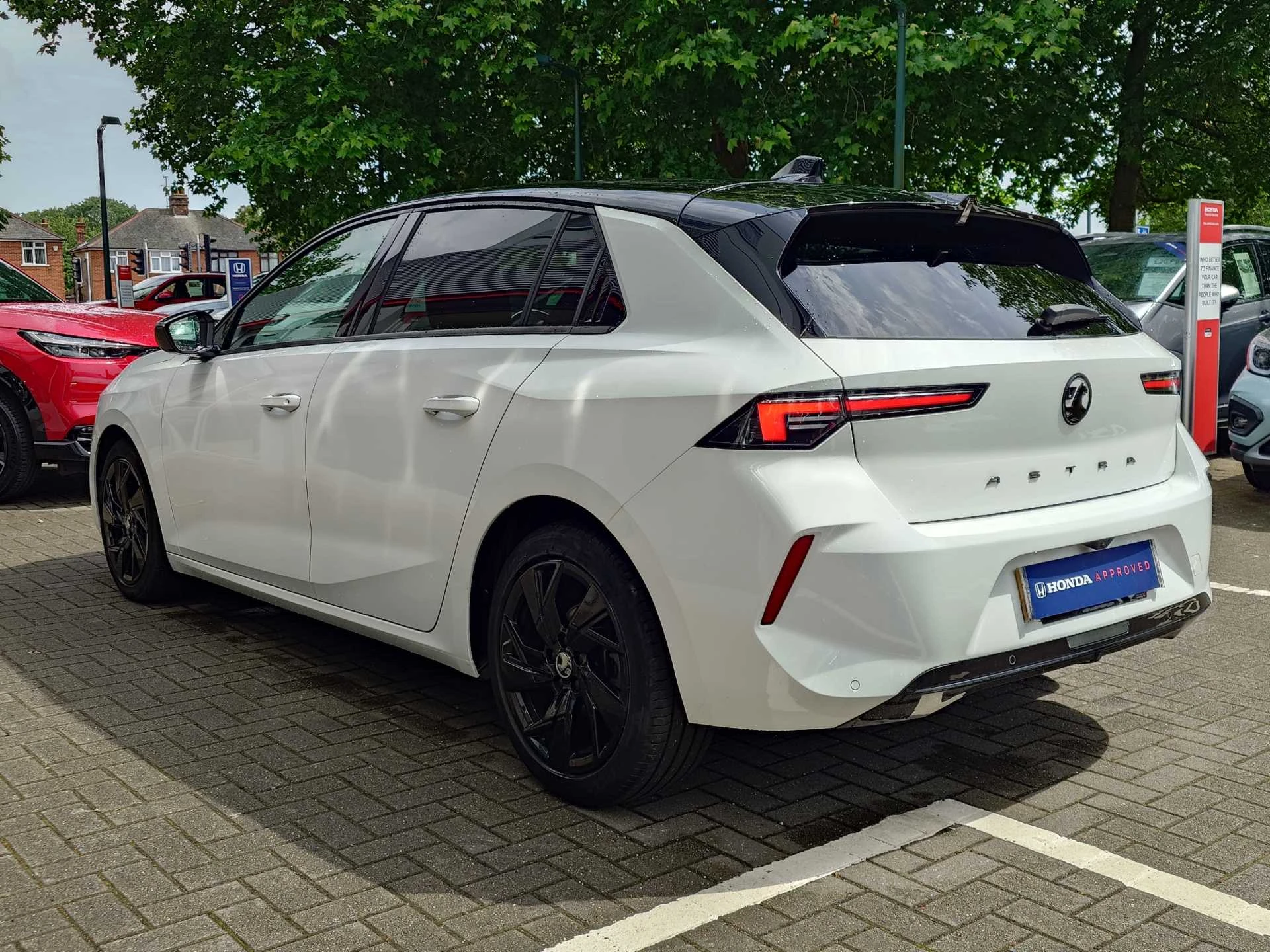 Vehicle image 3