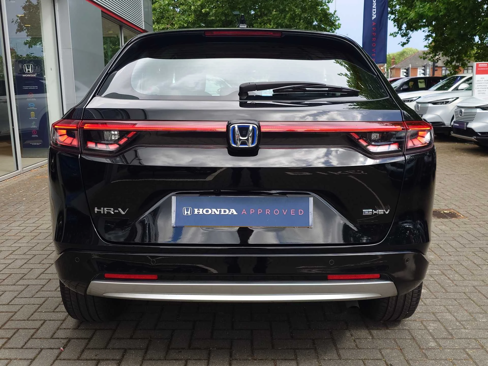 Vehicle image 7