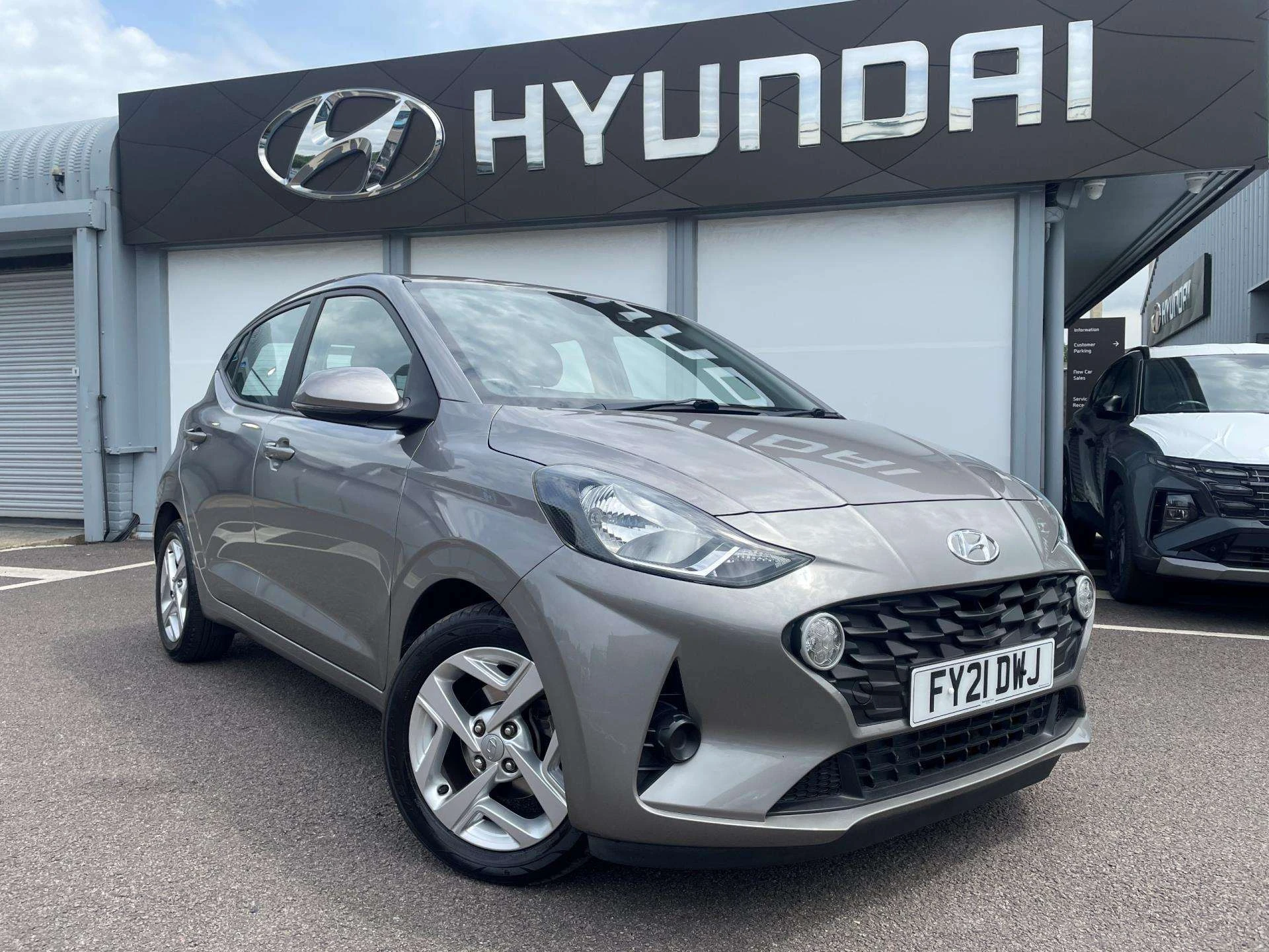 Vehicle image 1